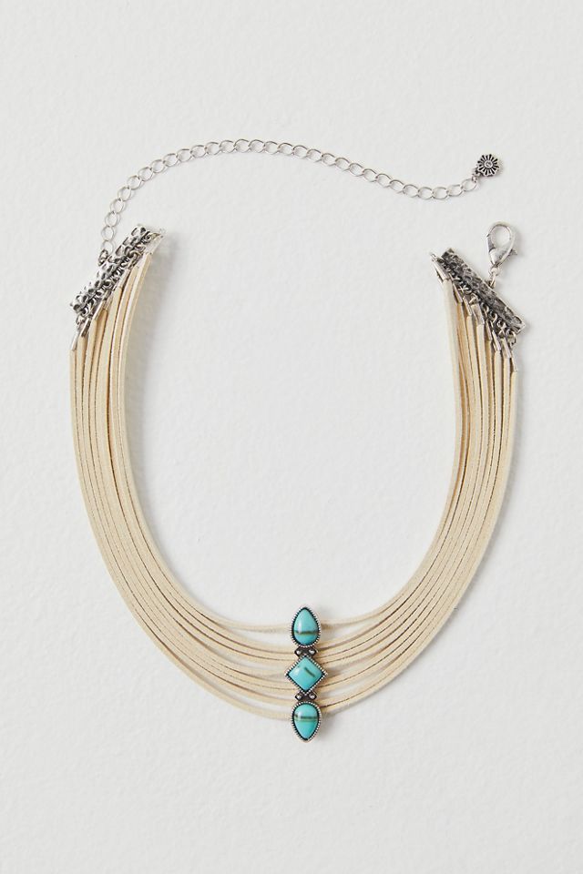 Collier Mustang Sally #1