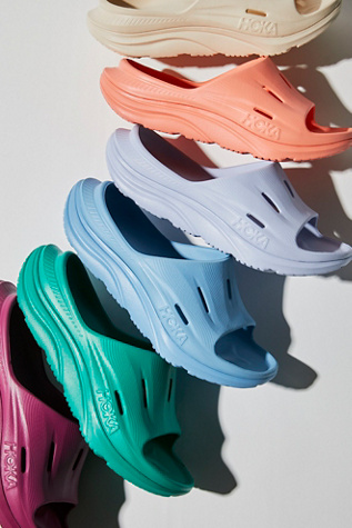 HOKA®  Ora Recovery Slide 3