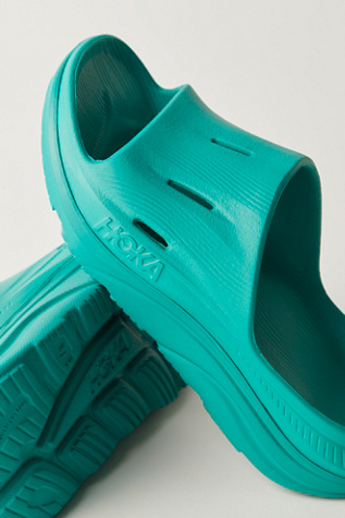 HOKA®  Ora Recovery Slide 3