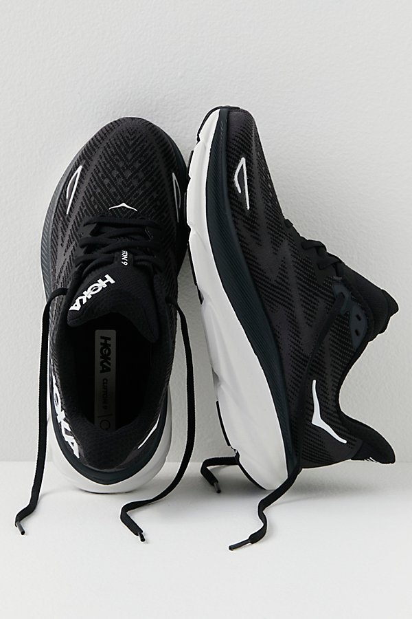Hoka Clifton 9 Sneakers In Black / White