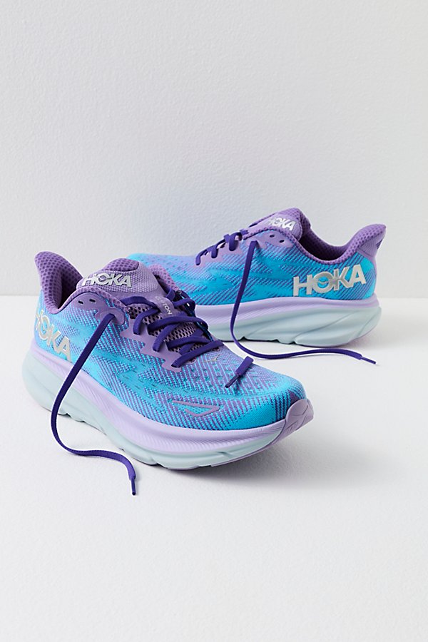 Hoka Clifton 9 Sneakers In Chalk Violet / Pastel Lilac