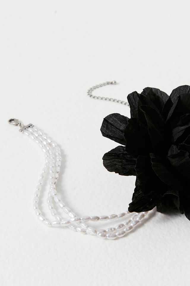 Pretender Choker #2