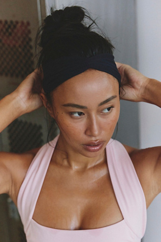 Bandeau souple avec bandes en silicone Slam Dunk par Free People en Black, pour femme