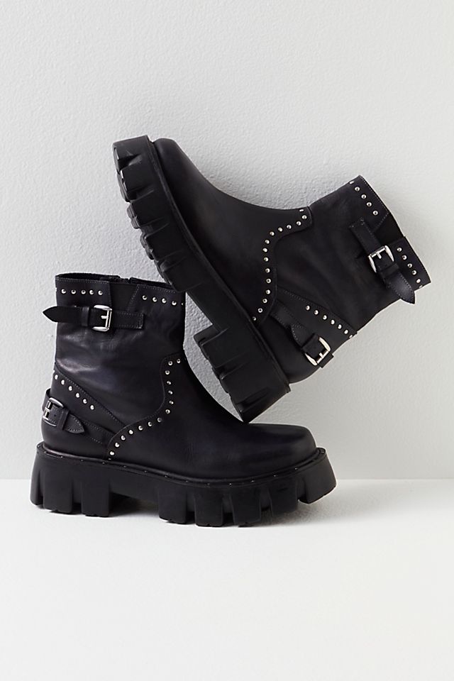 Tether Gymnast Boodschapper Ludlow Studded Moto Boots | Free People