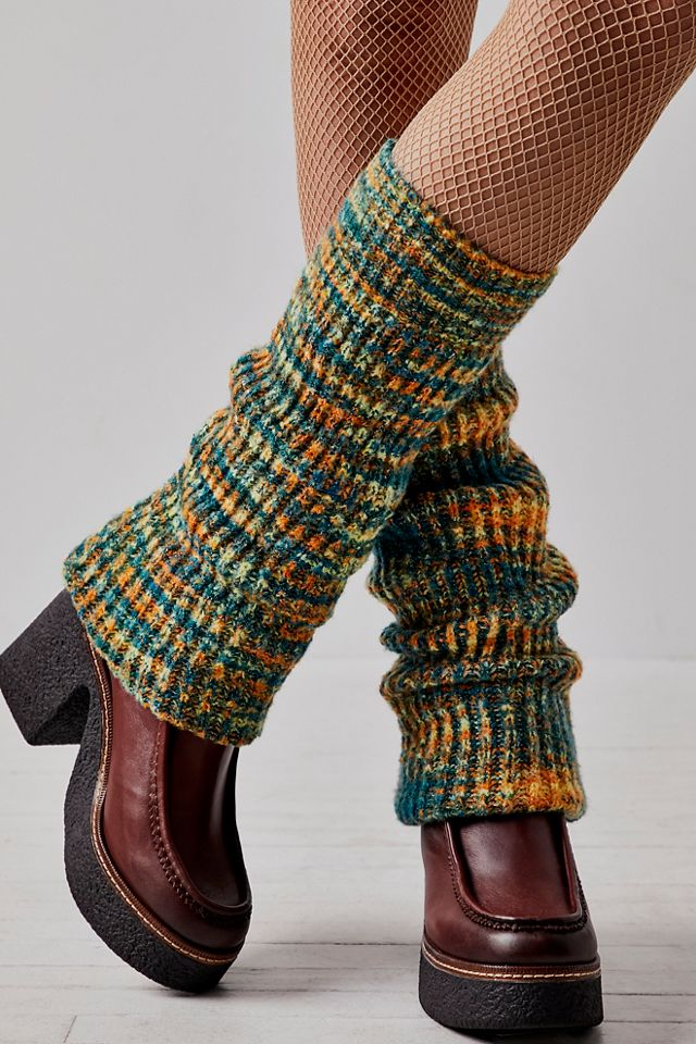 Those fashionistas are always jumping on our leg warmer grooves