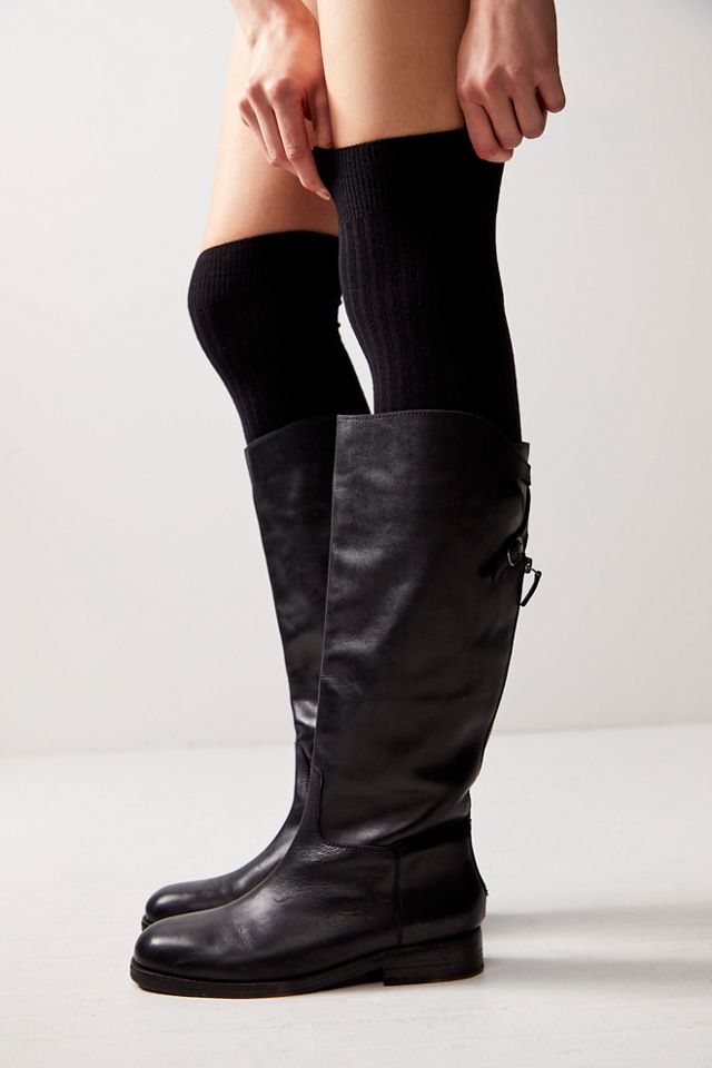 Boots with over on sale the knee socks