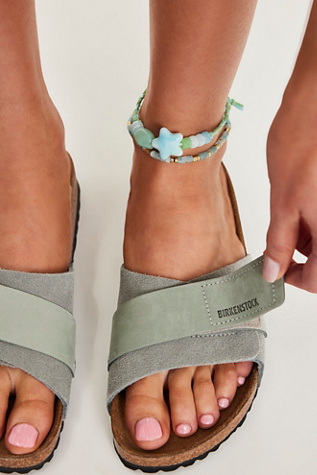 【Free People】レヴェリー スタッズサンダル Sandals | Free People
