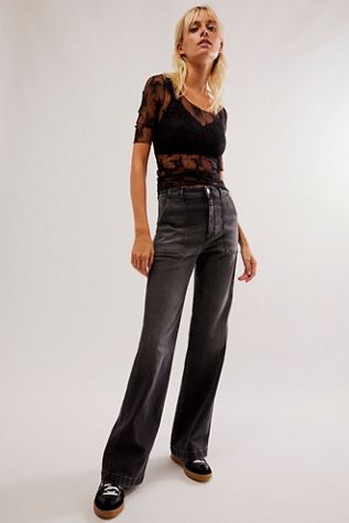 Closed Gillian Low-Rise Wide Flare Jeans