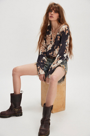Bed Of Roses Sweater