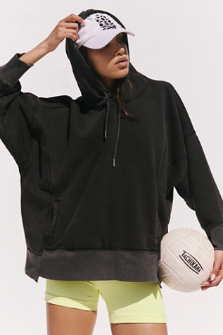 Sprint To The Finish Hoodie par FP Movement en Noir, pour femme taille: XS chez Free People