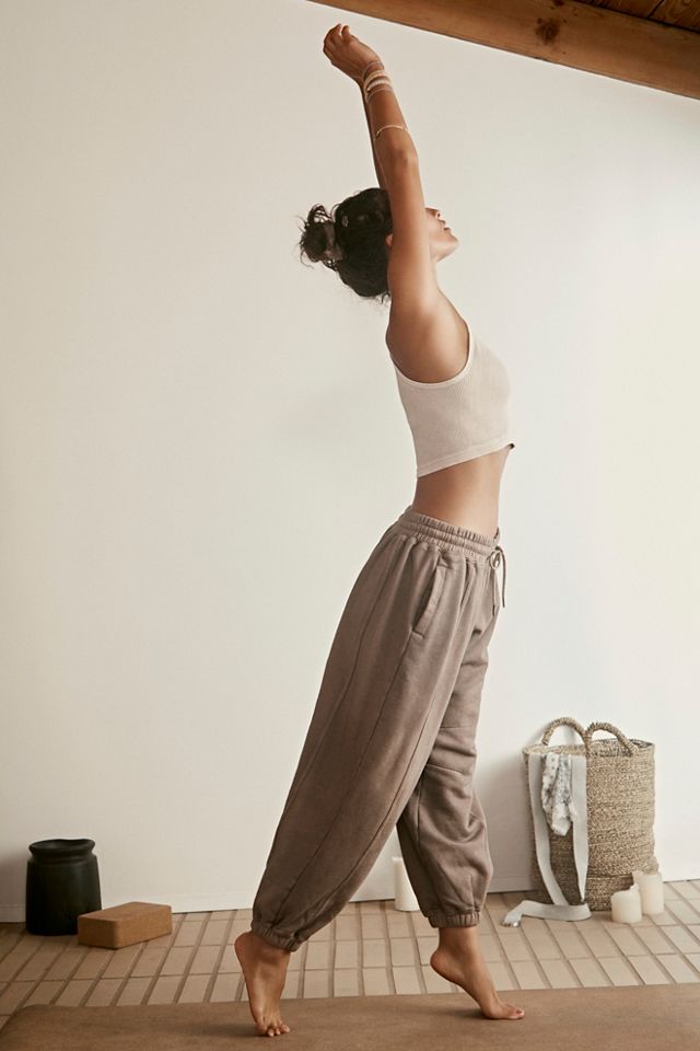 Free People★FP Movement ★ Sprint To The Finish Crop Pants 100367523_011_a