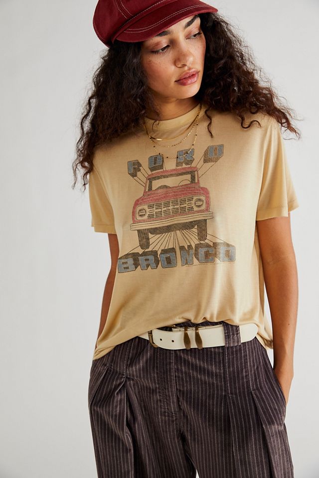 Women's Ford Bronco Short Sleeve Graphic T-Shirt - Green XS