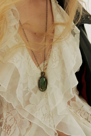 Robindira Unsworth Pendant Necklace