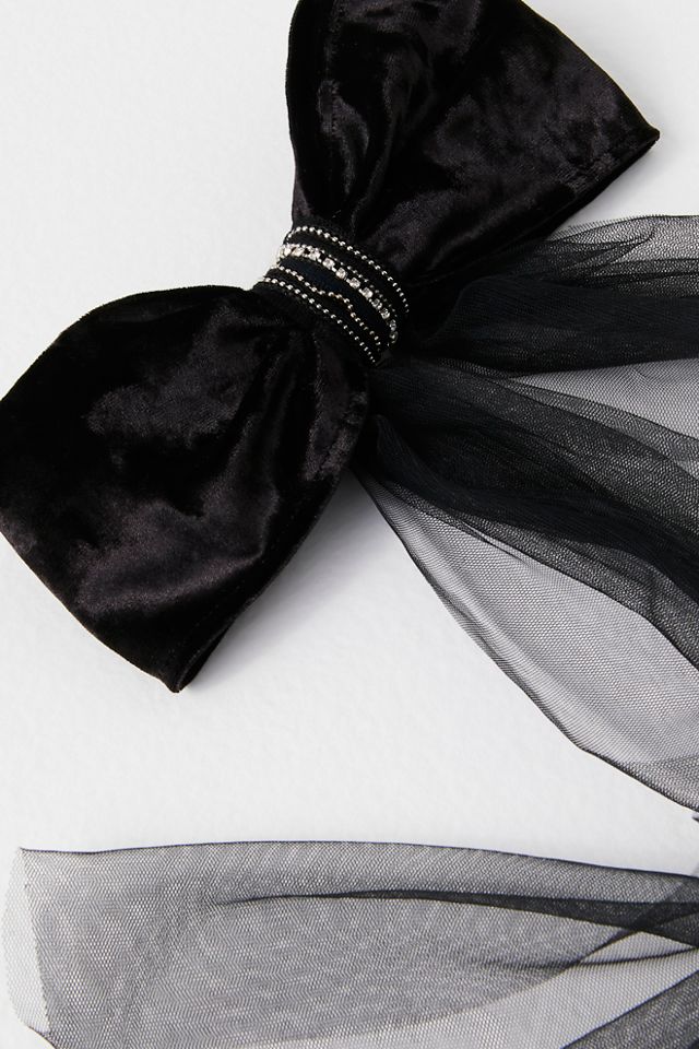 black lace bow