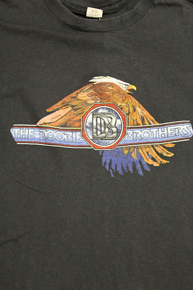 Vintage 1980's The Doobie Brothers Tour T-shirt Selected By Vintage 1980's The Doobie Brothers Tour T-shirt Selected By