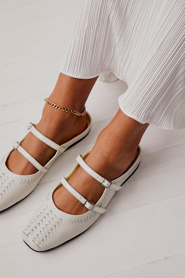 White hot sale strap flats