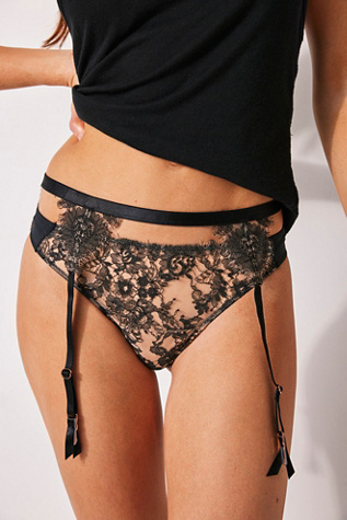 Entice Garter Belt