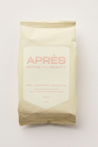 Après Beauty Cool & Glow Towelettes at Free People