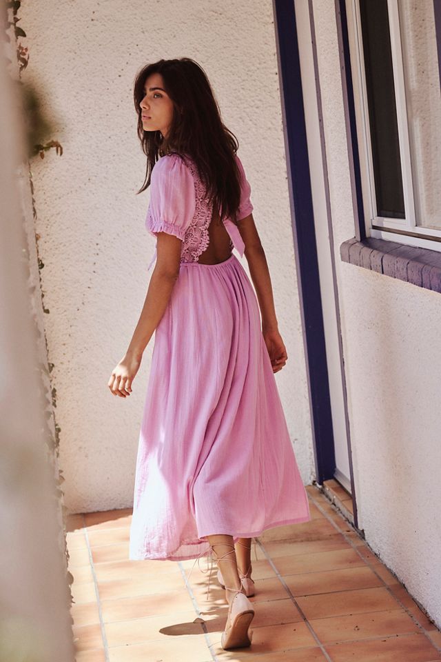 Robe Mi-Longue Tout Ce Dont Vous Avez Besoin Est De La Dentelle #2