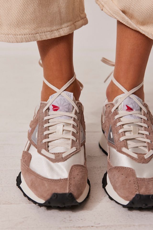 ★Reebok ★LX2200 brown HP7585/ユニセックス Reebok LX2200 Archive pack Color Taupe HP7585 Sneaker Men