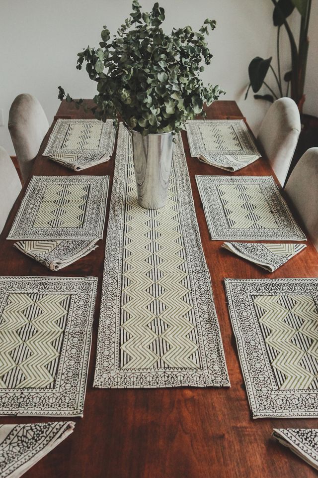 Be Deva Table Set in Zig Zag #3