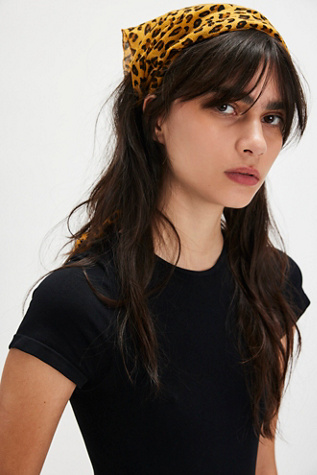 Honey Hair Scarf par Curried Myrrh en Cinnamon, pour femme chez Free People
