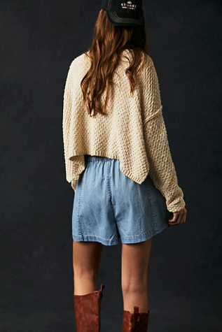 We The Free Get Chambray Pull-On Shorts