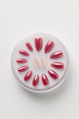 Mani Muse Press-On Manicure Kit
