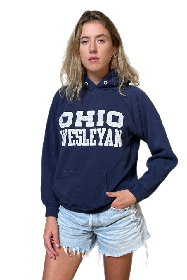 Vintage wesleyan university sweatshirt hotsell