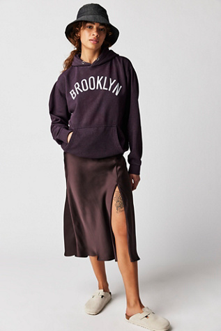 Purple WOMAN Oversize Fit Brooklyn Nets Licensed Pants 2701366