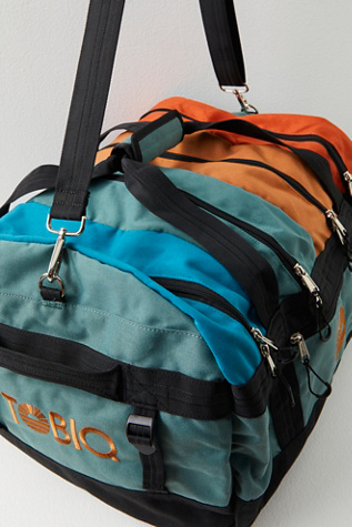 Tobiq Travel Duffle