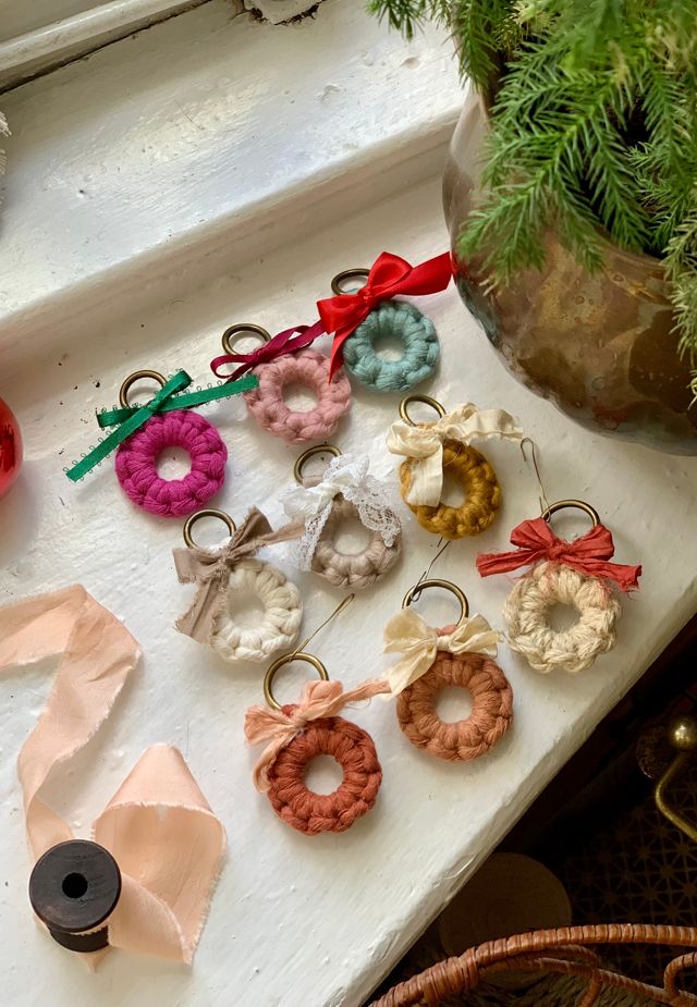 Macramé by Monday Mini Wreath Ornaments #1