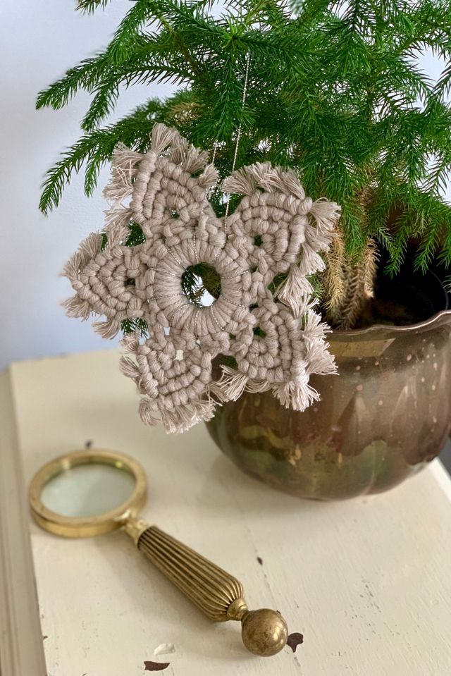 Macramé by Monday Snowflake Ornament #1