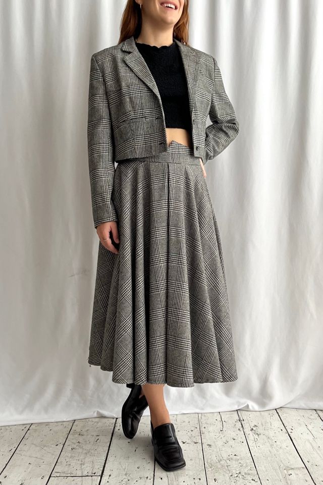 Two-Piece Houndstooth Skirt Suit Selected by House of Vintage UK