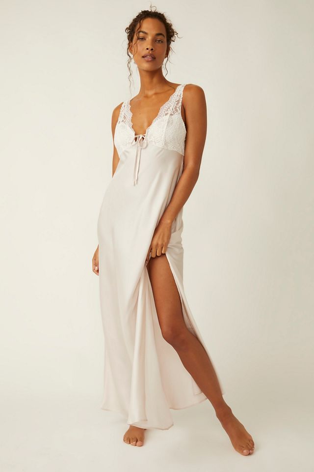 Everyday Layers Lace Trim Full Slip