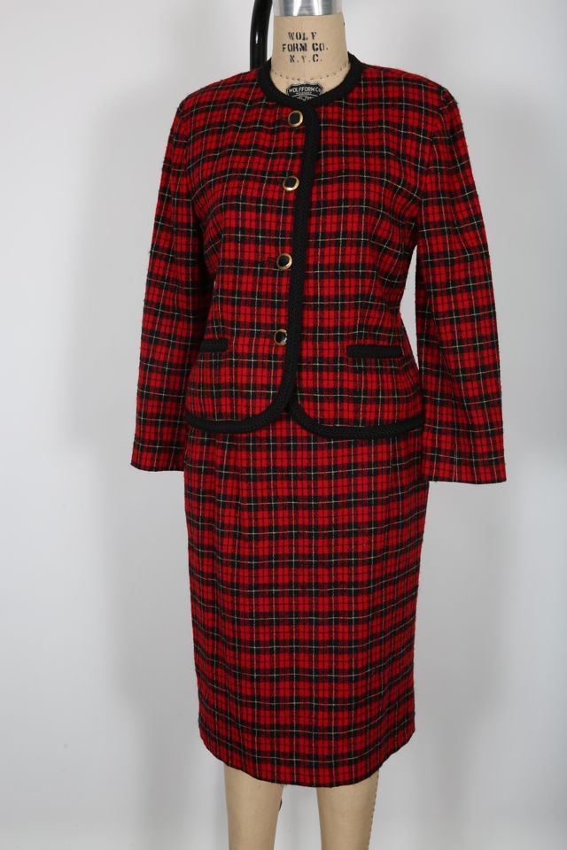 Vintage shop skirt suit