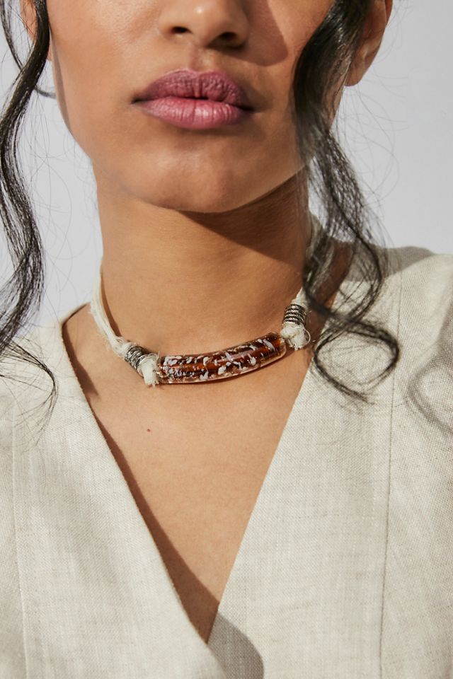 Peaches Choker