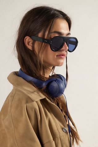 Chloe Hexagon Oversized Sunglasses | Free People display picture 3