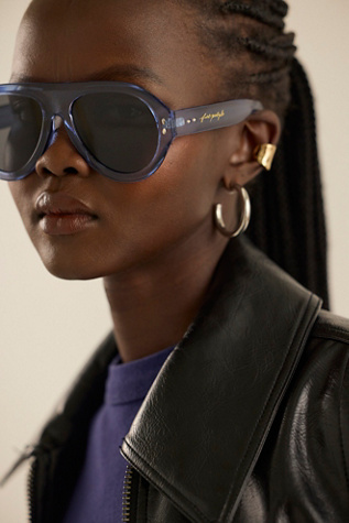 NEW! Rare Free People cocoa shield polarized sunglasses Free People Black Square Sunglasses | Editorialist main image 4