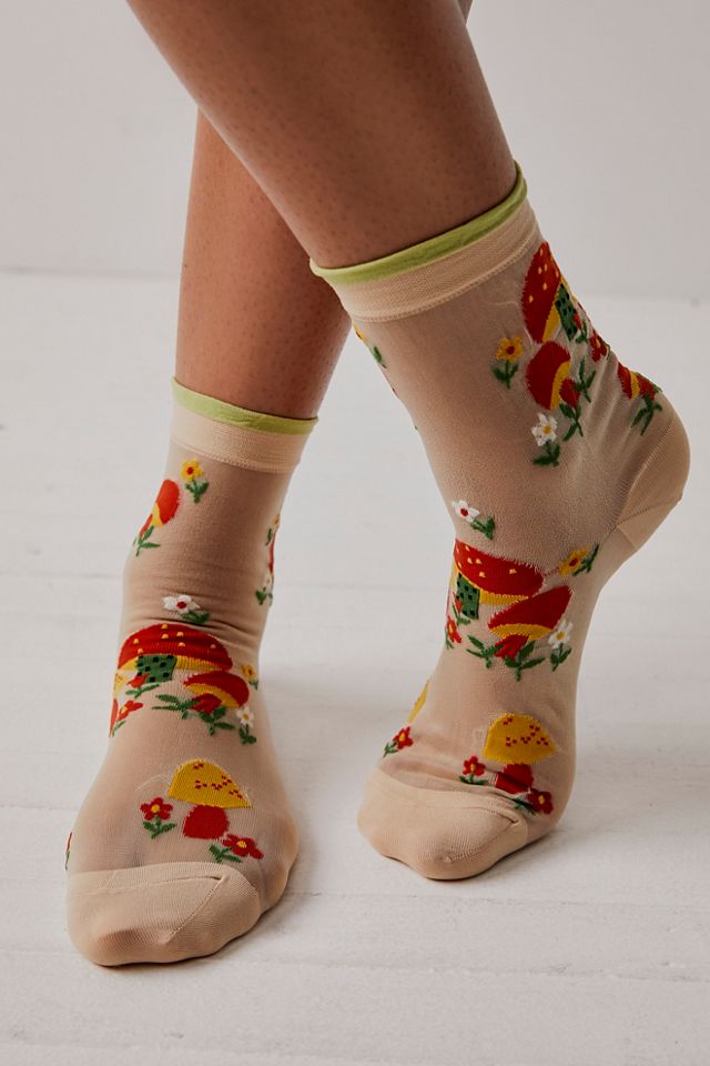 Toadstool Sheer Crew Socks #1
