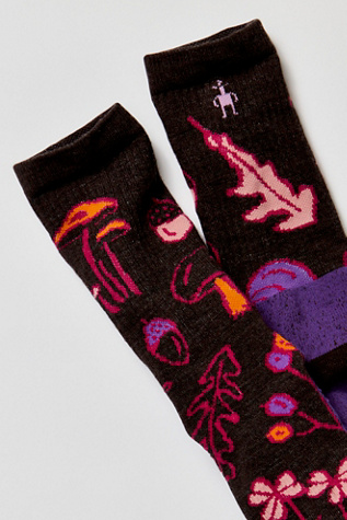 thumbnail image 2 of Smartwool Everyday Forest Loot Crew Socks - Unisex 2 of 10