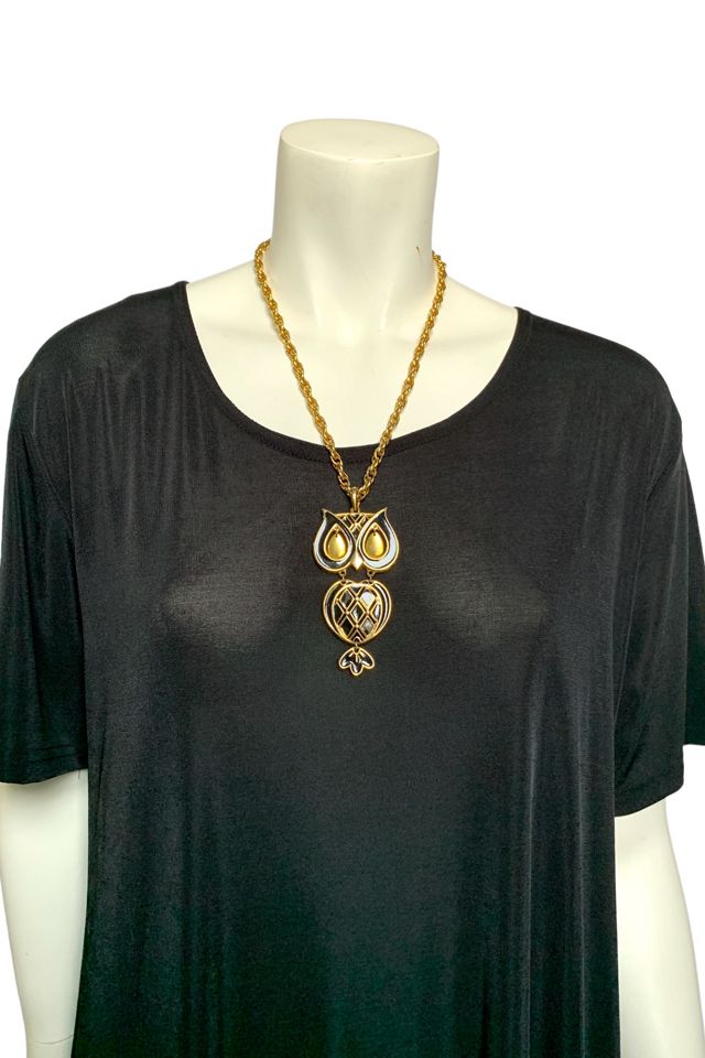 Vintage 1970s Articulated Enamel Owl Necklace Selected by SharpLilTeeth #2