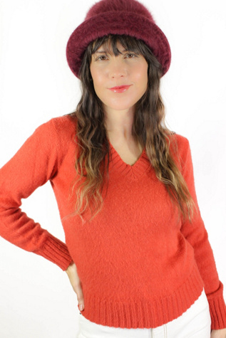 Женская панама Moons + Junes Vintage Burgundy Fuzzy Mod Bucket Hat Selected, цвет: Винный — фото 3
