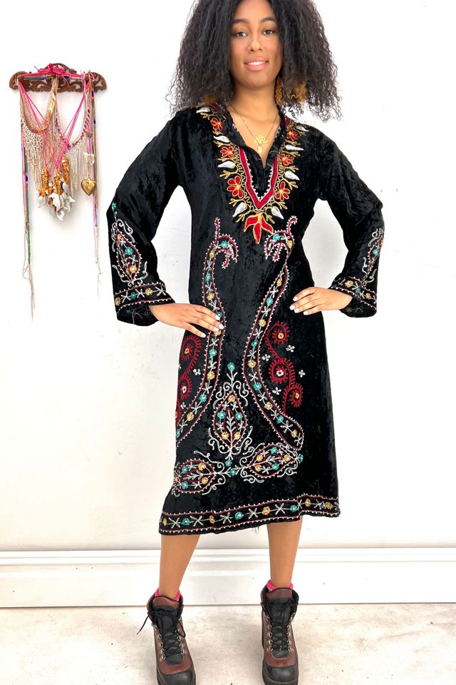 Embroidered bohemian outlet dress