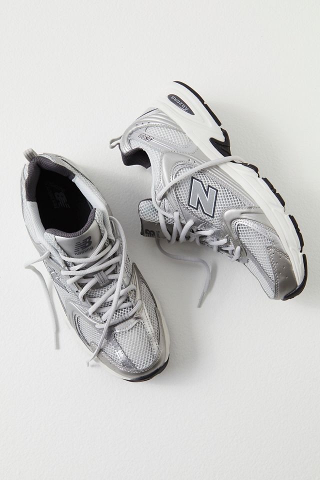 New Balance Unisex 530 - Black/Grey (Size 5.5)