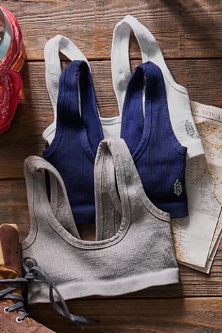 Happiness Runs Scoop Neck Bra