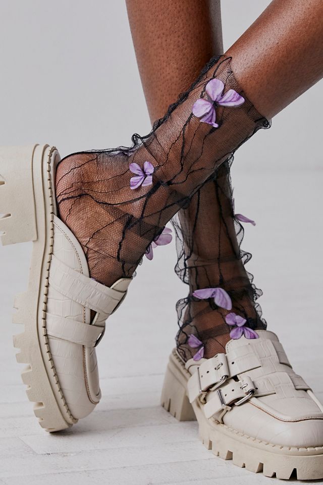 THE MOMENT SHEER SOCKS - FREE PEOPLE