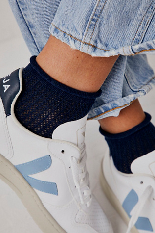 Rony Roll Top Socks by Free People in Blue