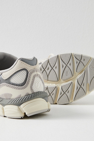Женские кроссовки ASICS Gel-Nyc, цвет: Кремовый / Устричный серый — фото 2