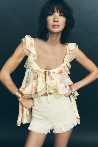 In Bloom Shorties par Intimately en Combo Ivoire, pour femme chez Free People